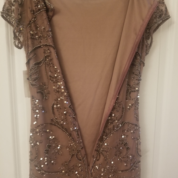 Pissarro nights beaded mesh column gown size 2 - Picture 6 of 7